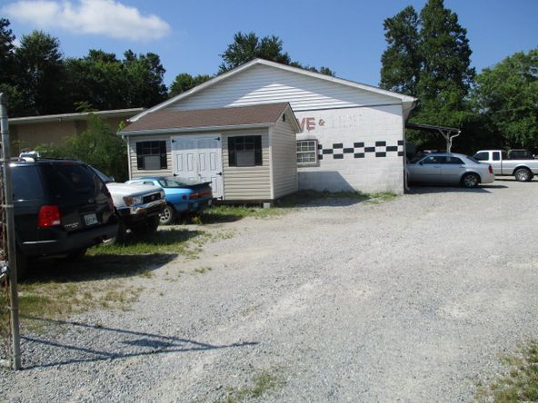 611 E Tri County Blvd, Oliver Springs, TN 37840